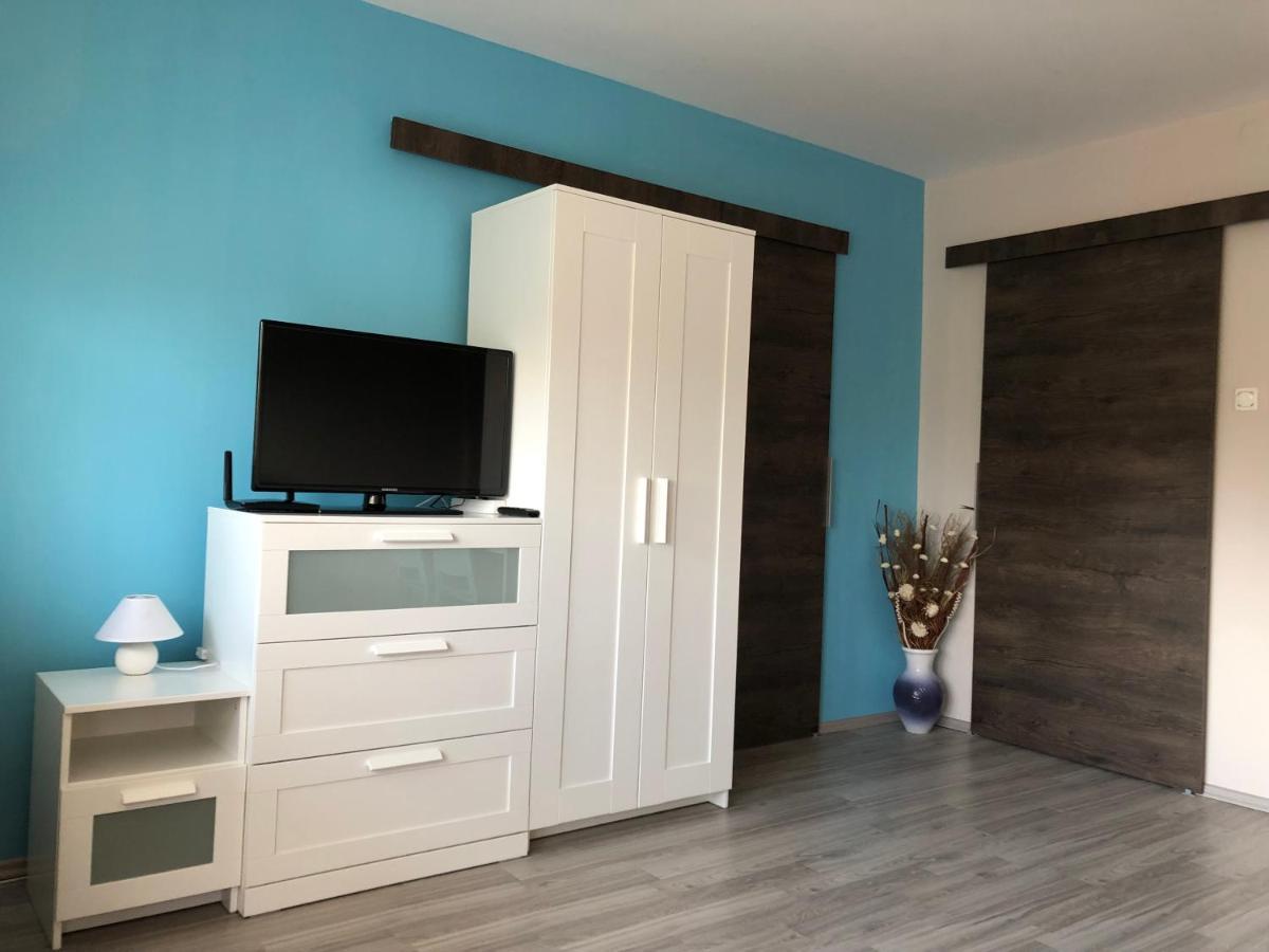 Happy Bunnies Apartman I - Gunarasfurdo Dombóvár Extérieur photo
